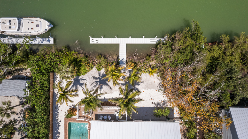 Gramma Dot's Marina House 96