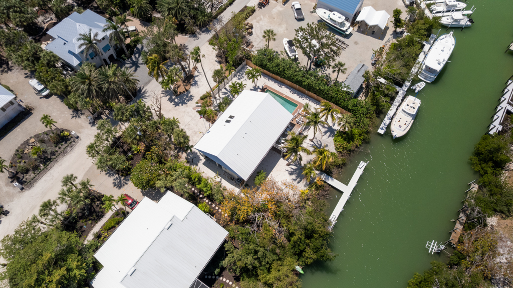 Gramma Dot's Marina House 95