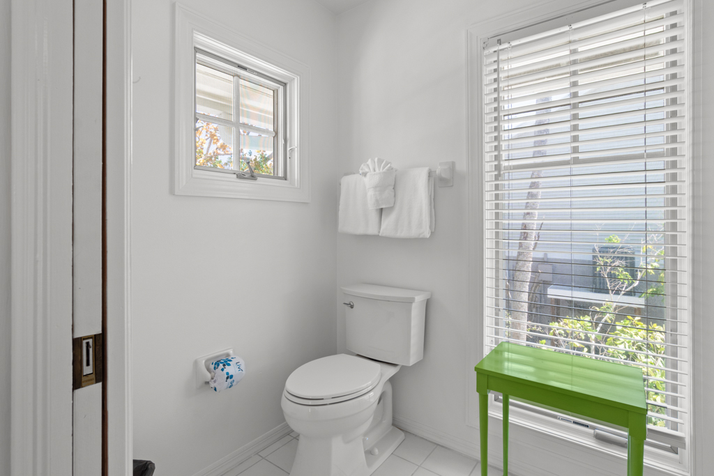 Gramma Dot's Marina House 44