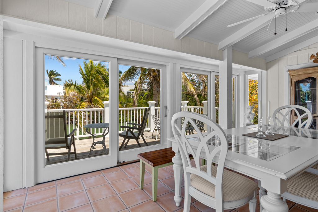 Gramma Dot's Marina House 16