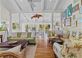 Featured Property Gramma Dot's Marina House