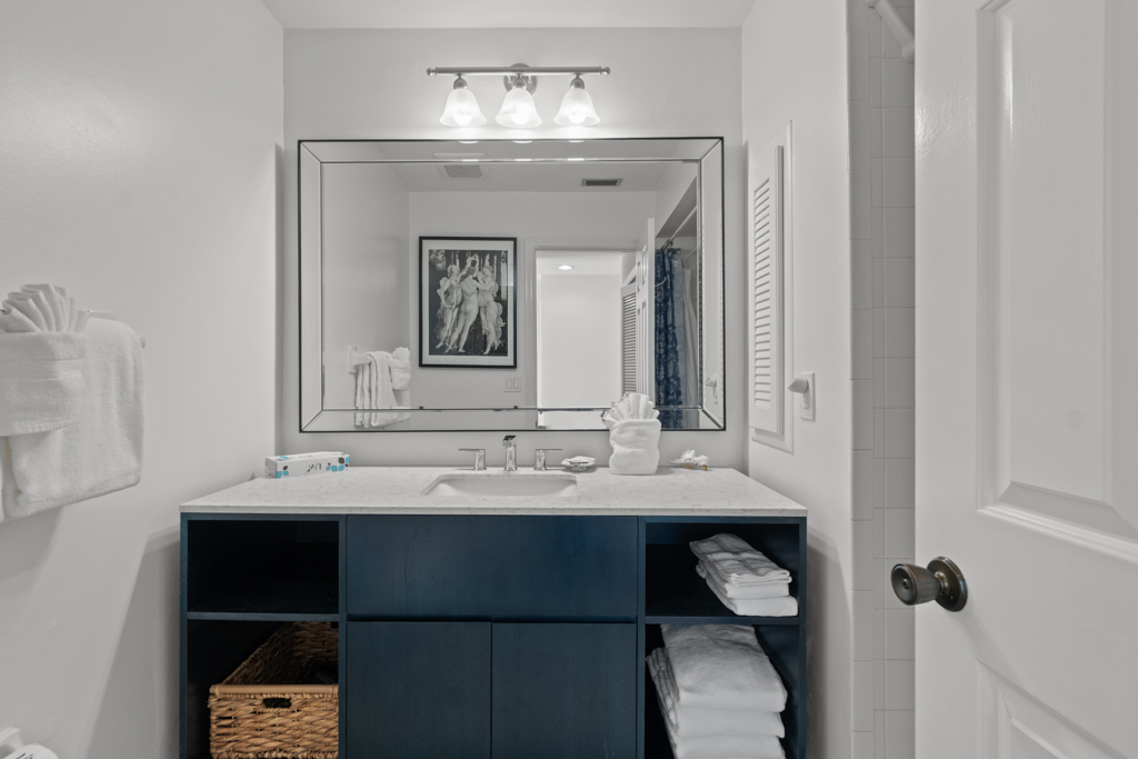 Gramma Dot's Marina House 47