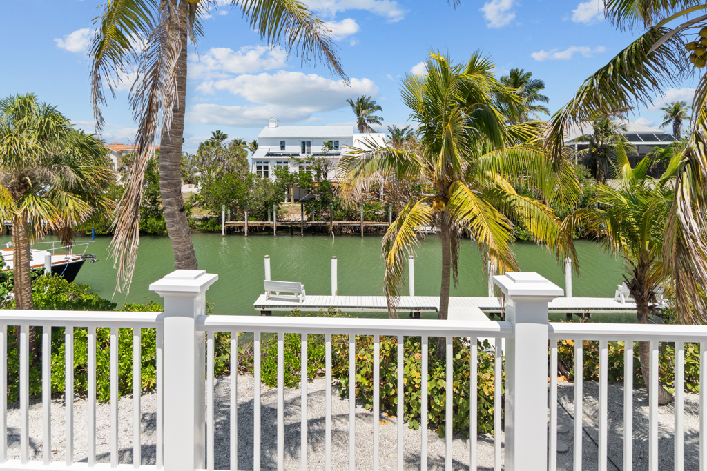 Gramma Dot's Marina House 56