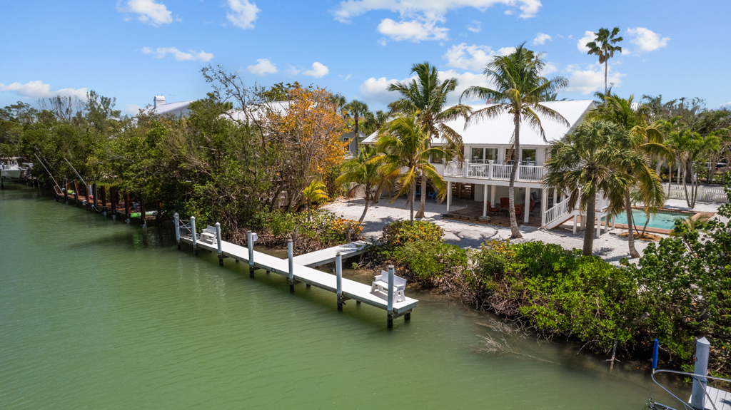 Gramma Dot's Marina House 86