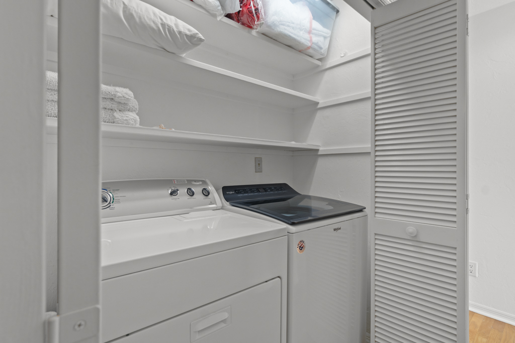 Gramma Dot's Marina House 26