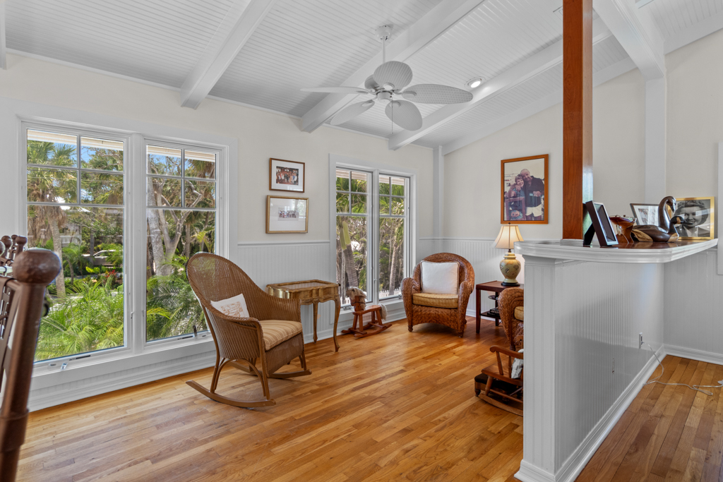 Gramma Dot's Marina House 12