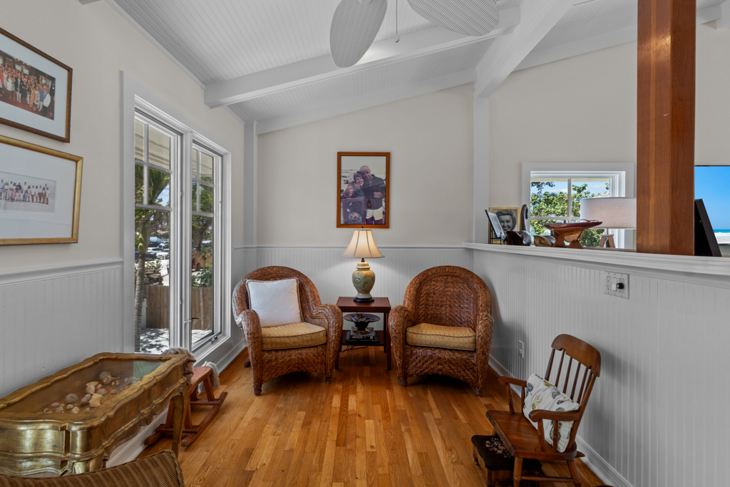 Gramma Dot's Marina House 13