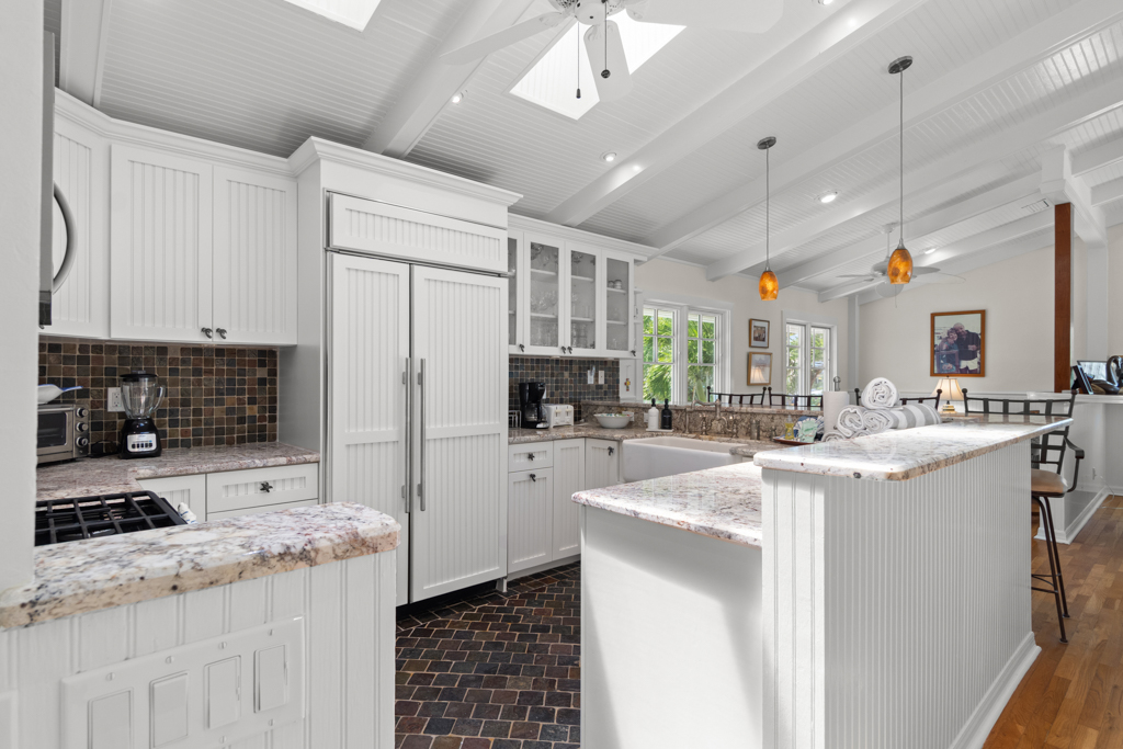 Gramma Dot's Marina House 20