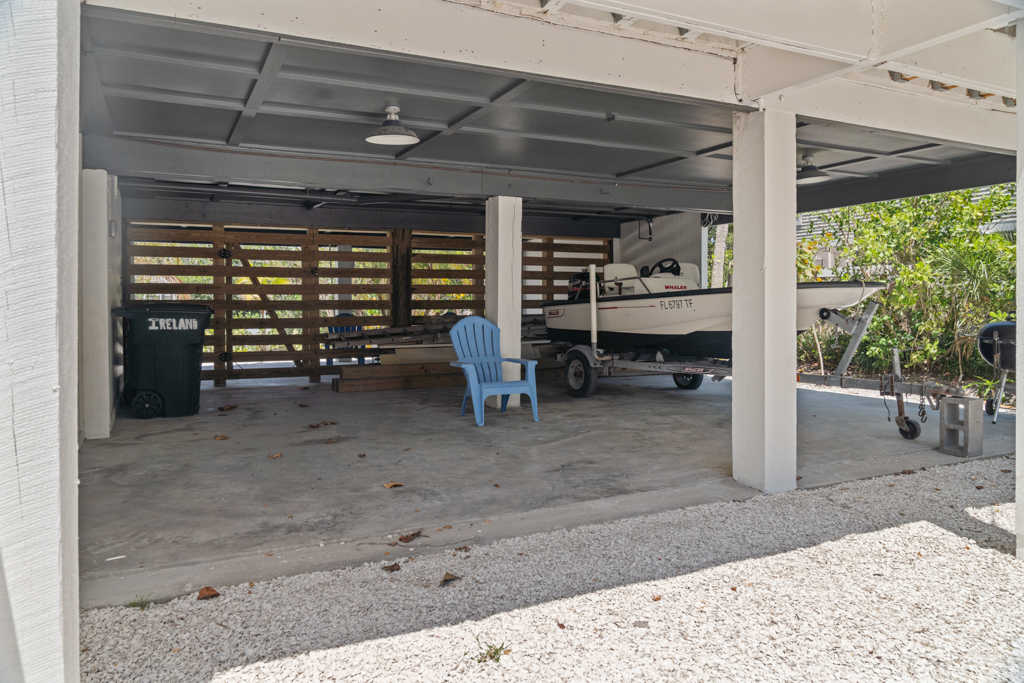 Gramma Dot's Marina House 90