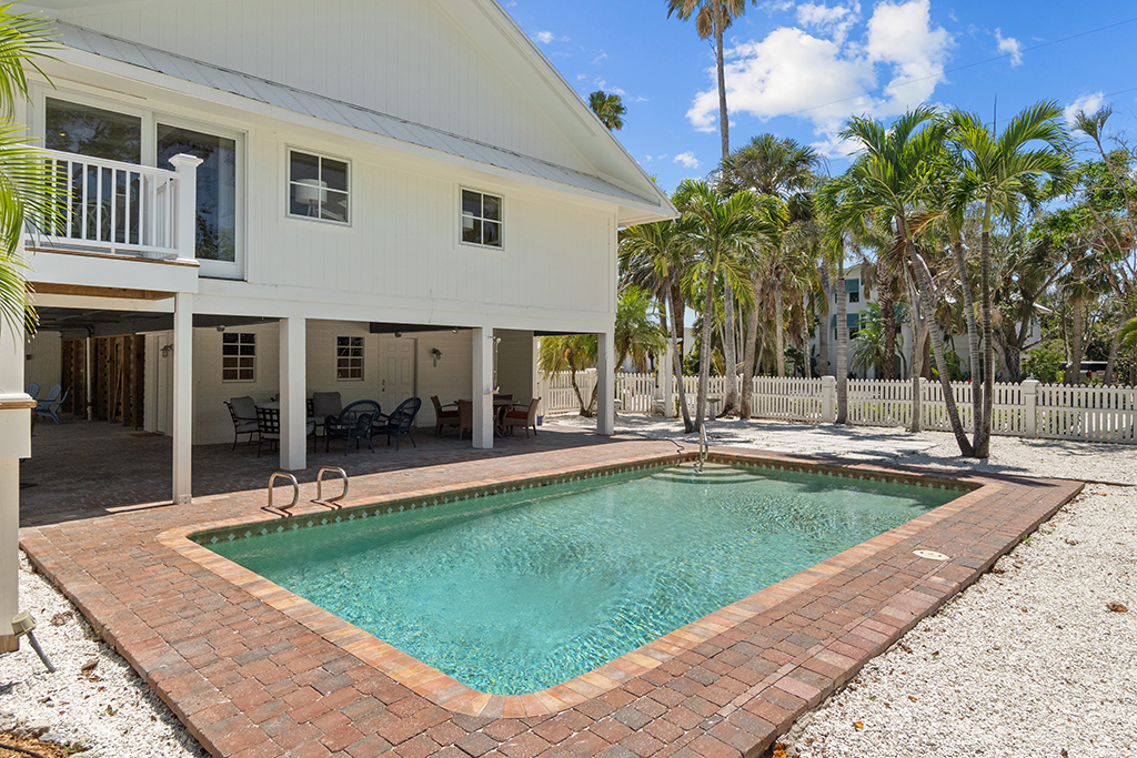 Gramma Dot's Marina House 58