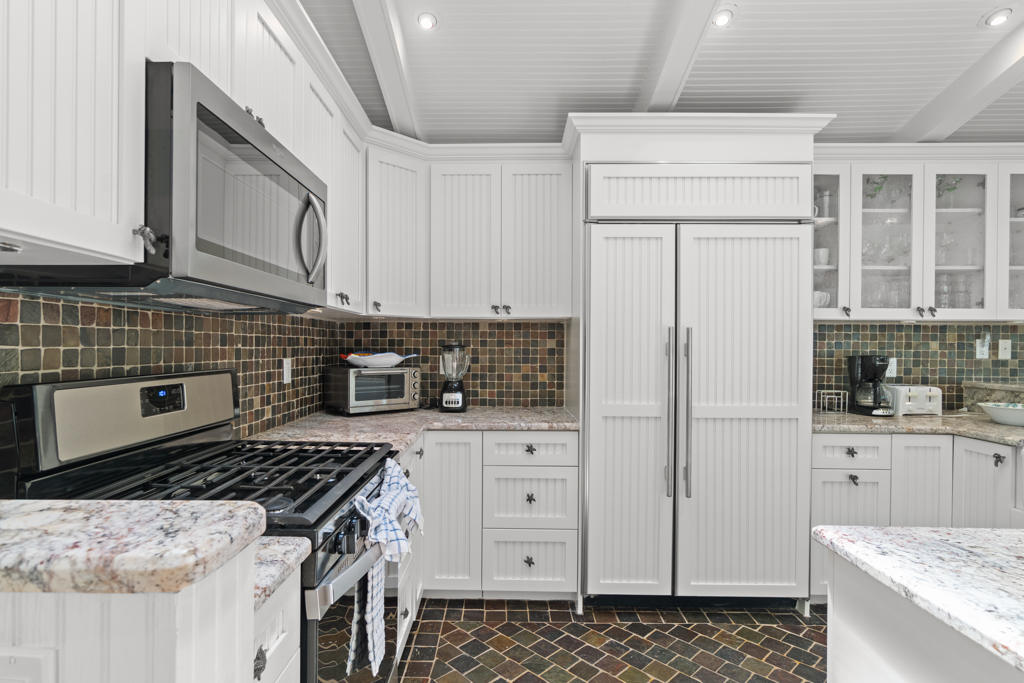 Gramma Dot's Marina House 22