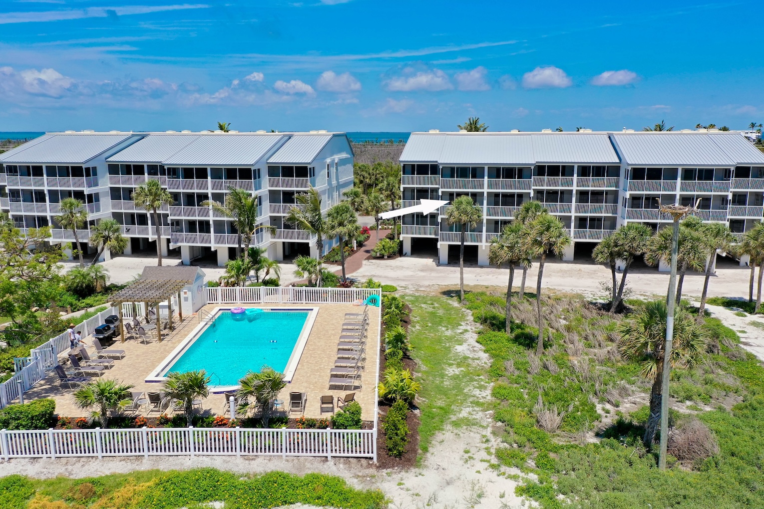 Beach Villas 2327 33