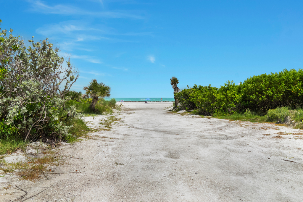 Sanibel Surfside 125 44