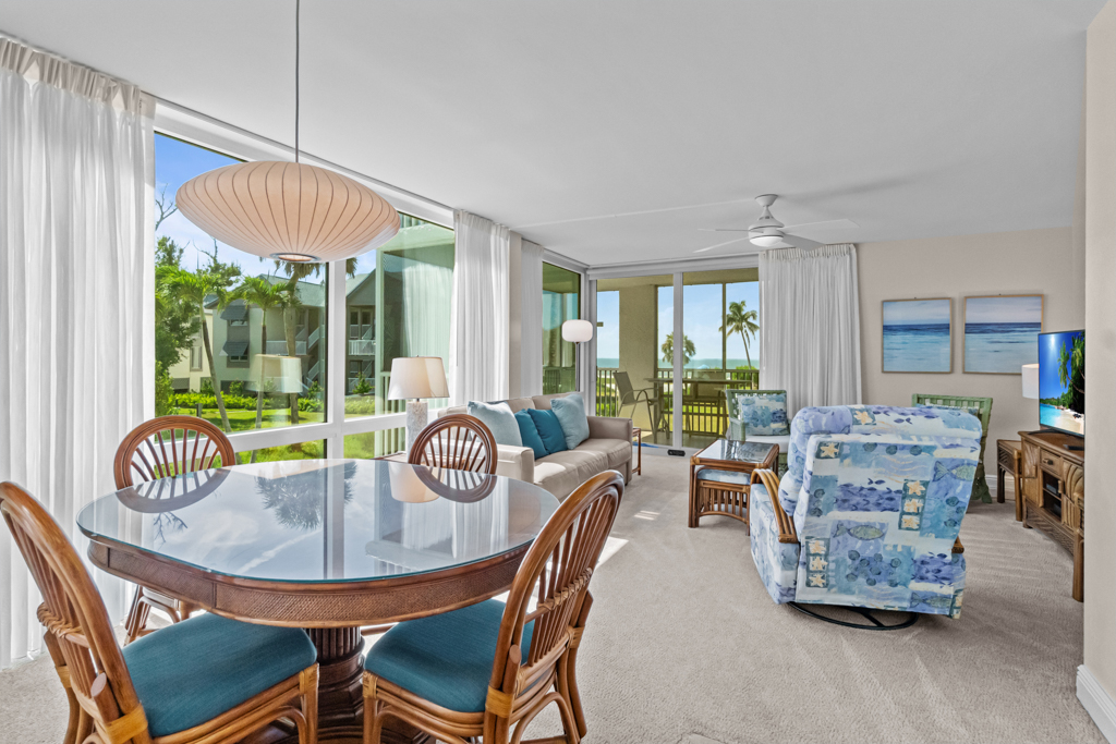 Island Beach Club 240F 19