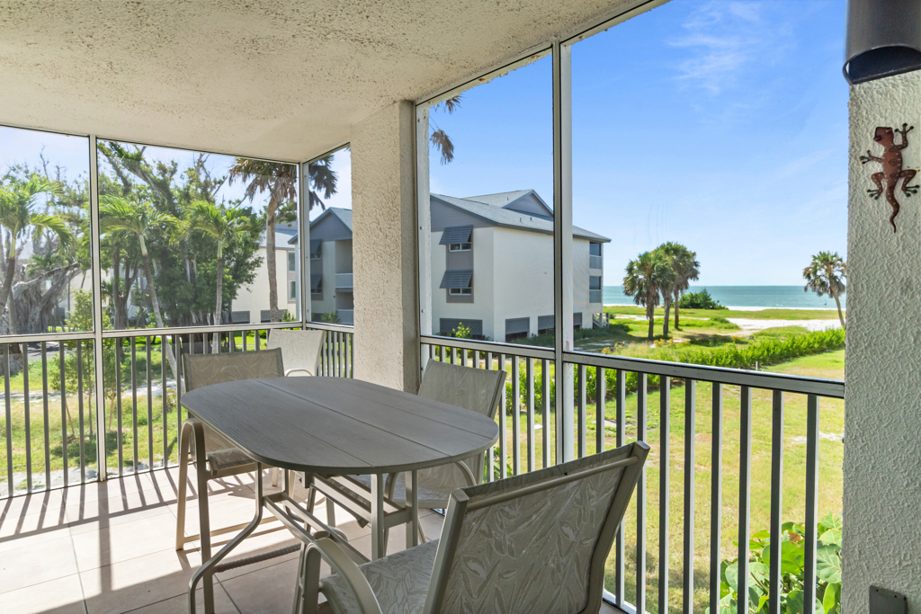 Island Beach Club 240F 32