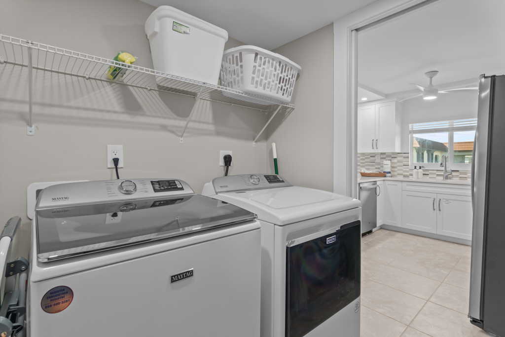 Island Beach Club P1C 36