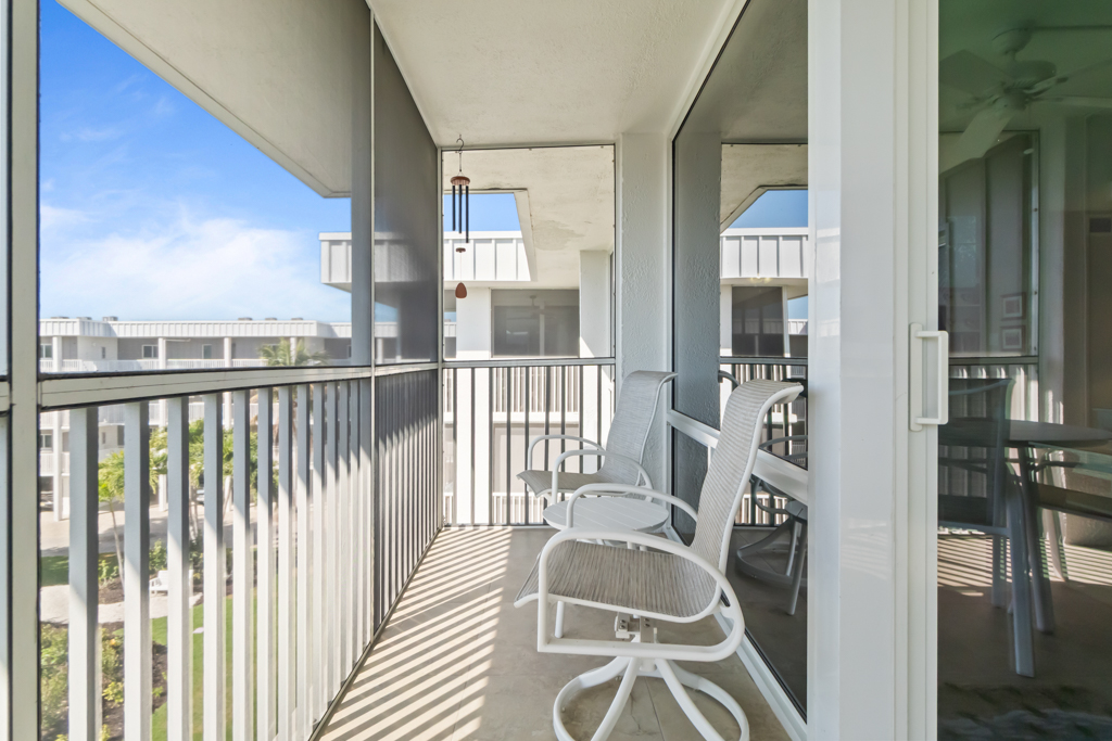 Island Beach Club P2A 9