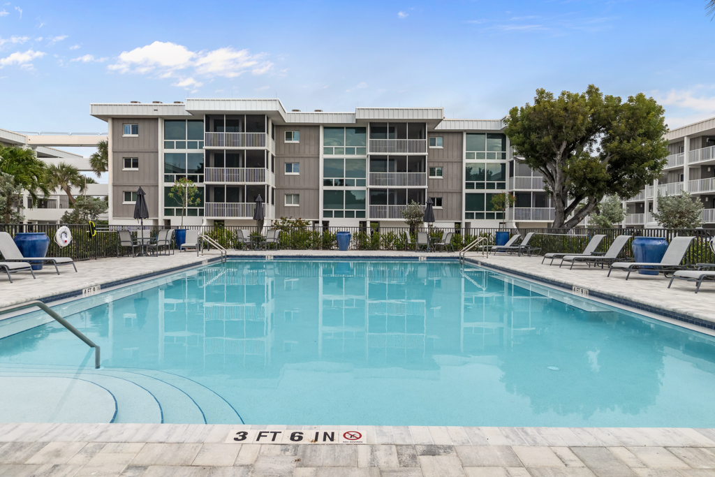 Island Beach Club P2A 36