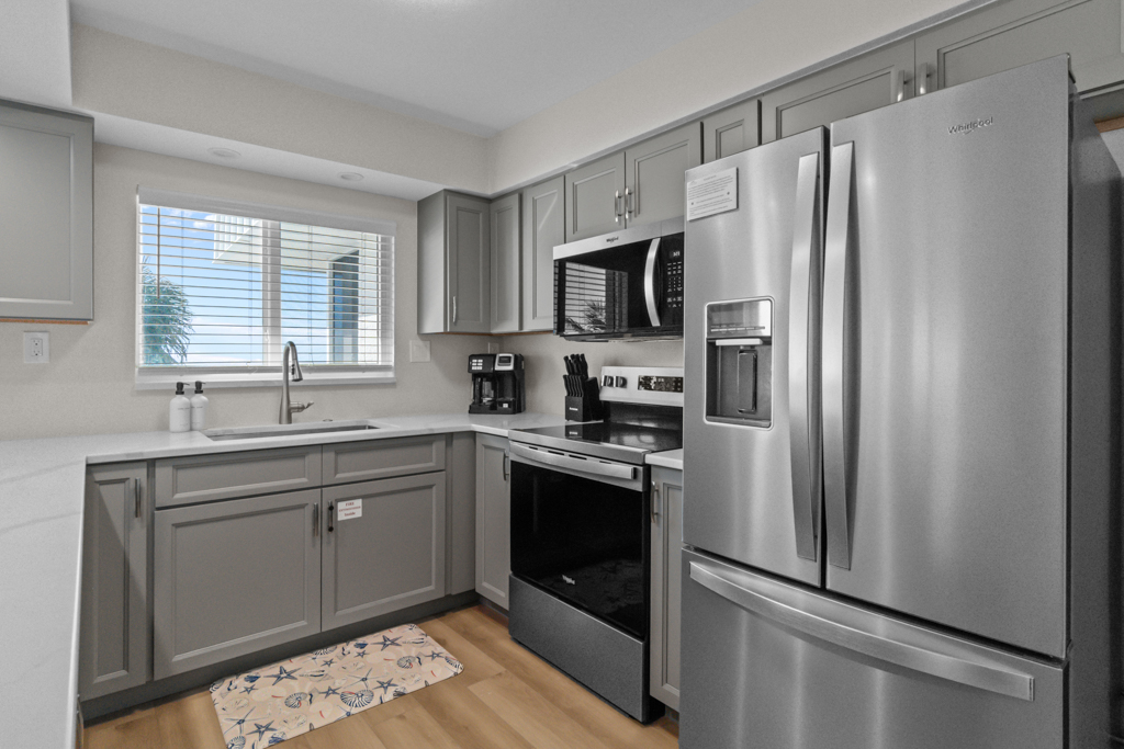 Island Beach Club P2D 27