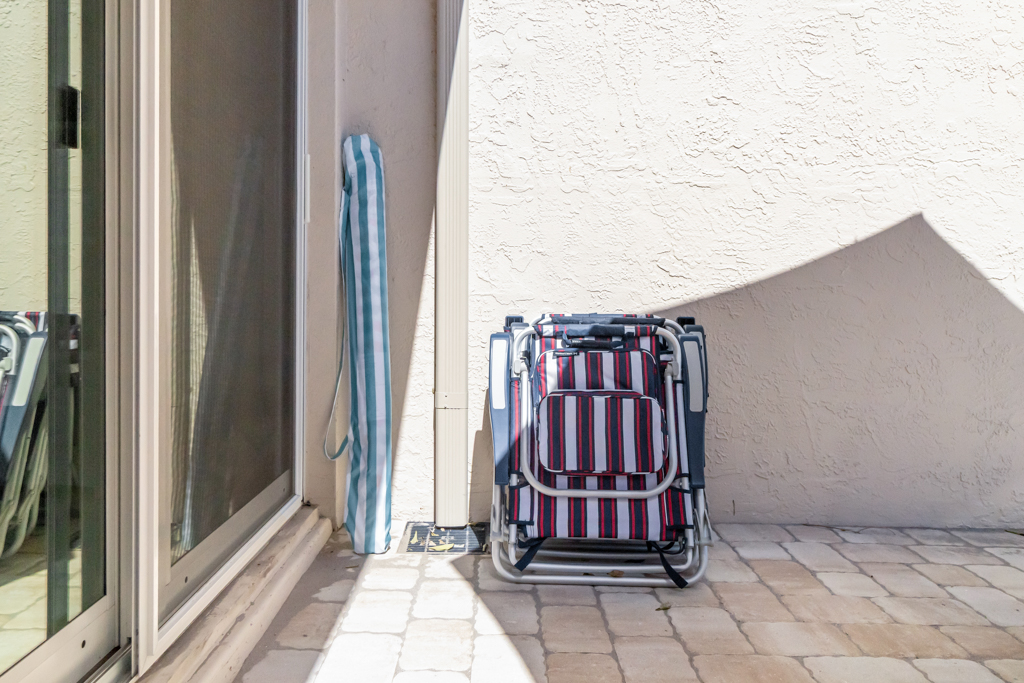 Lighthouse Point 121 58