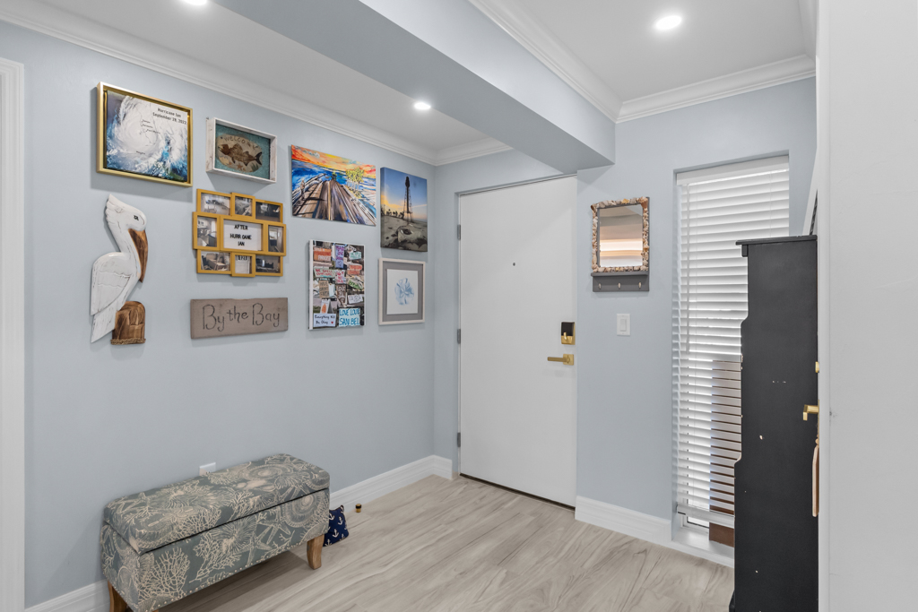 Lighthouse Point 121 16