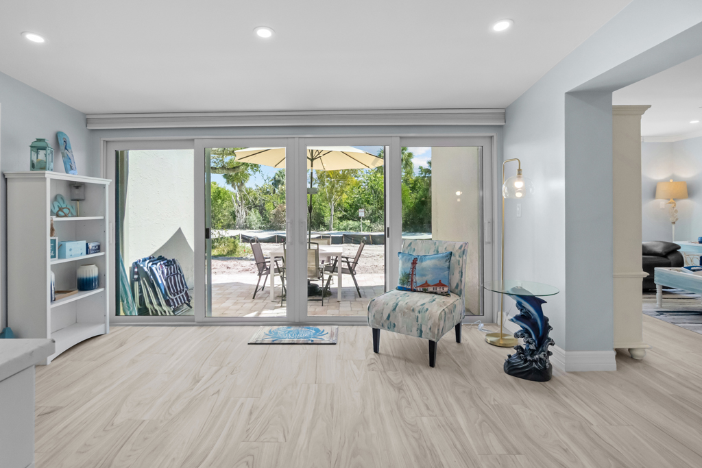 Lighthouse Point 121 13