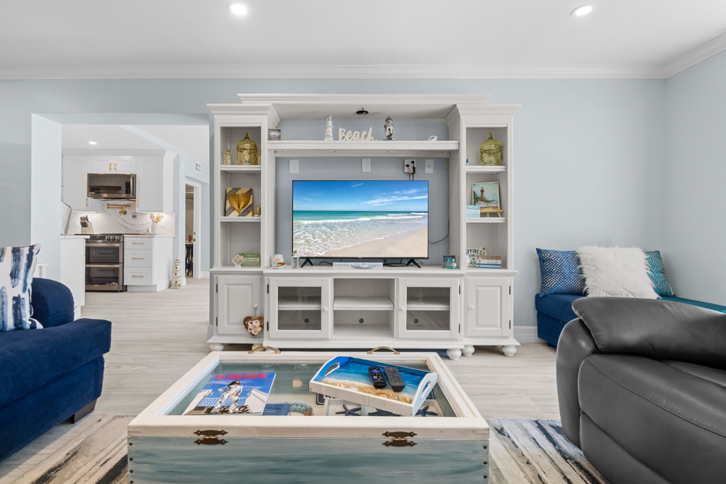 Lighthouse Point 121 3