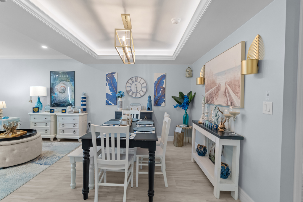 Lighthouse Point 121 27