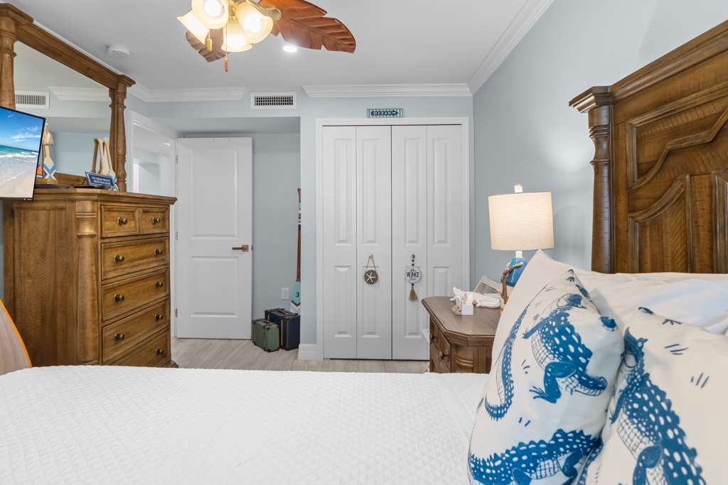 Lighthouse Point 121 54