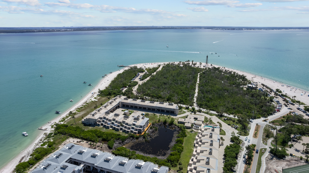 Lighthouse Point 325 50