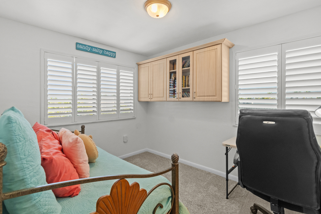 Compass Point 103 10