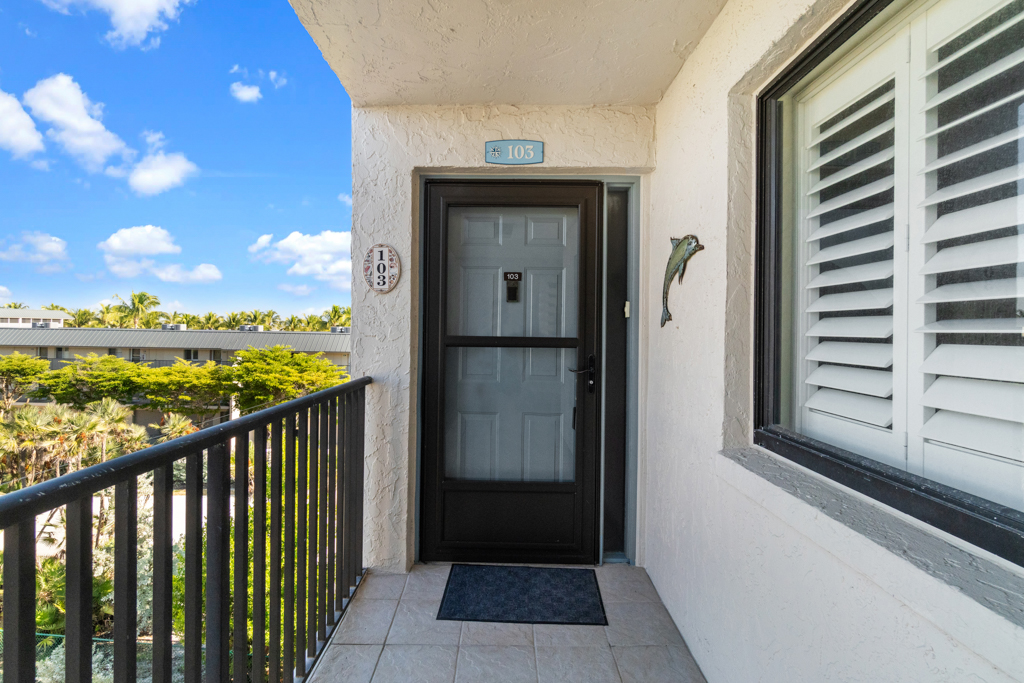 Compass Point 103 55