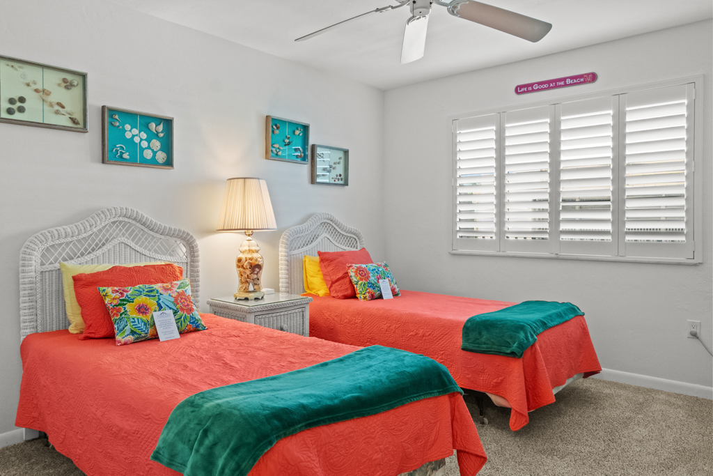 Compass Point 103 28