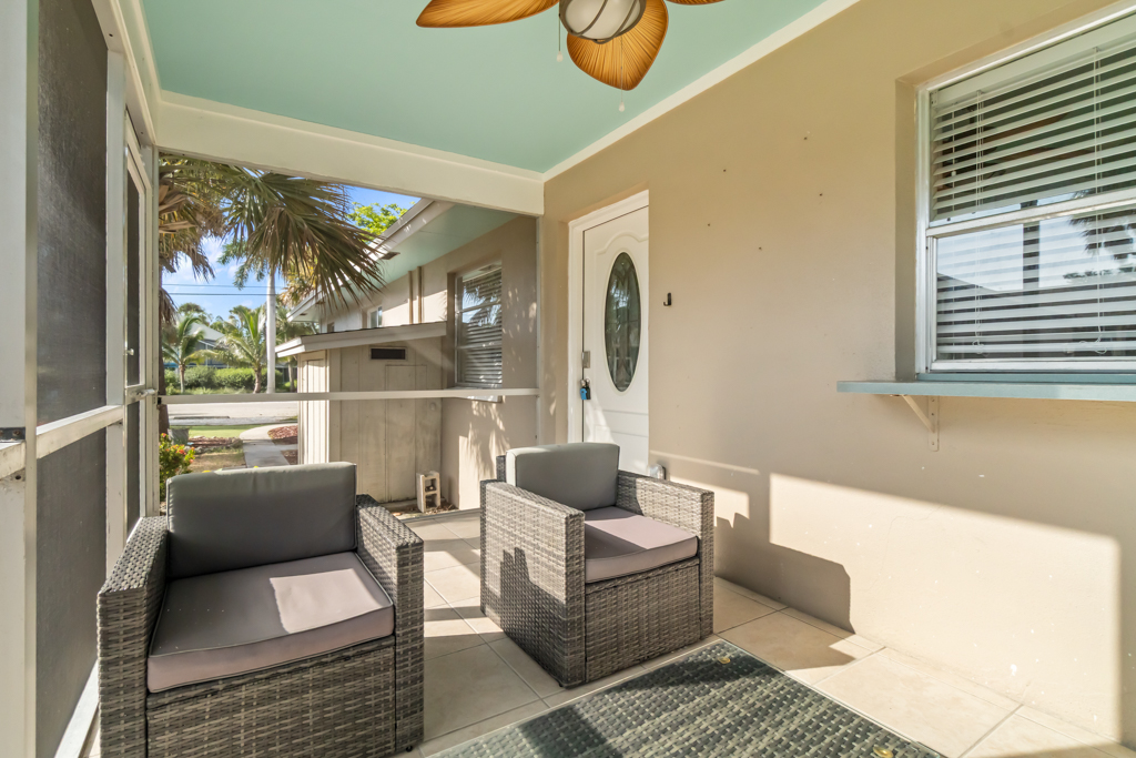 Sanibel Shores A2 4