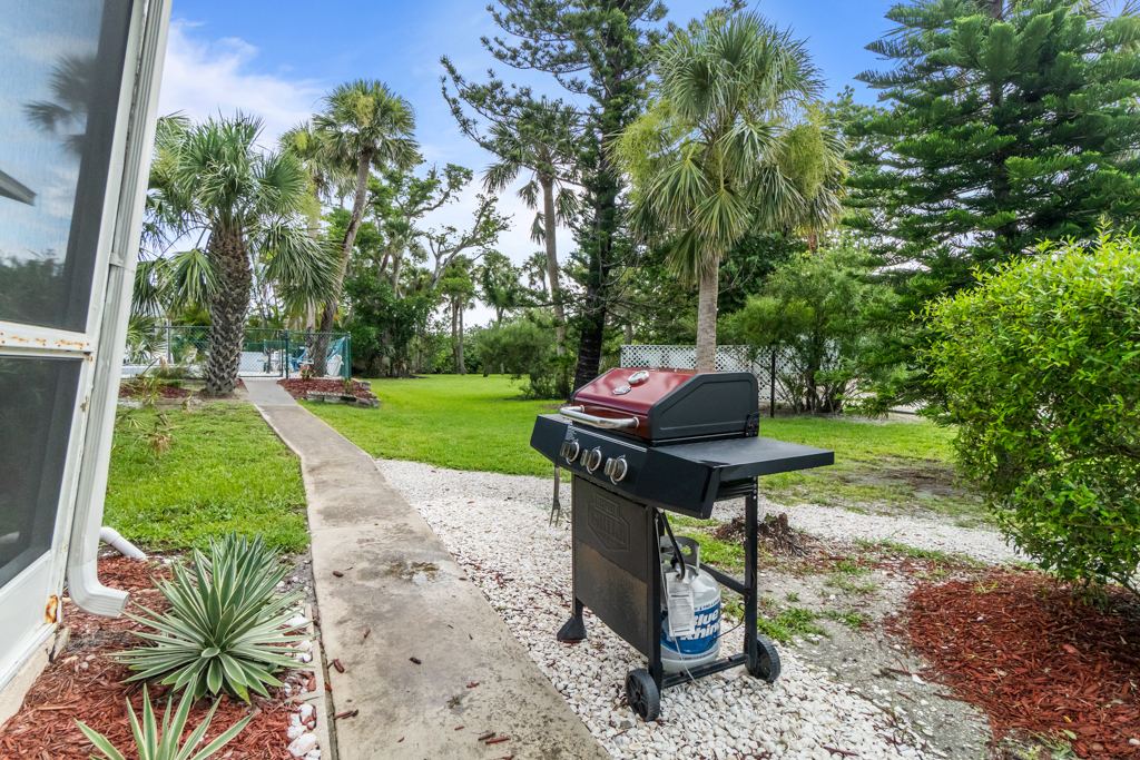 Sanibel Shores B2 33