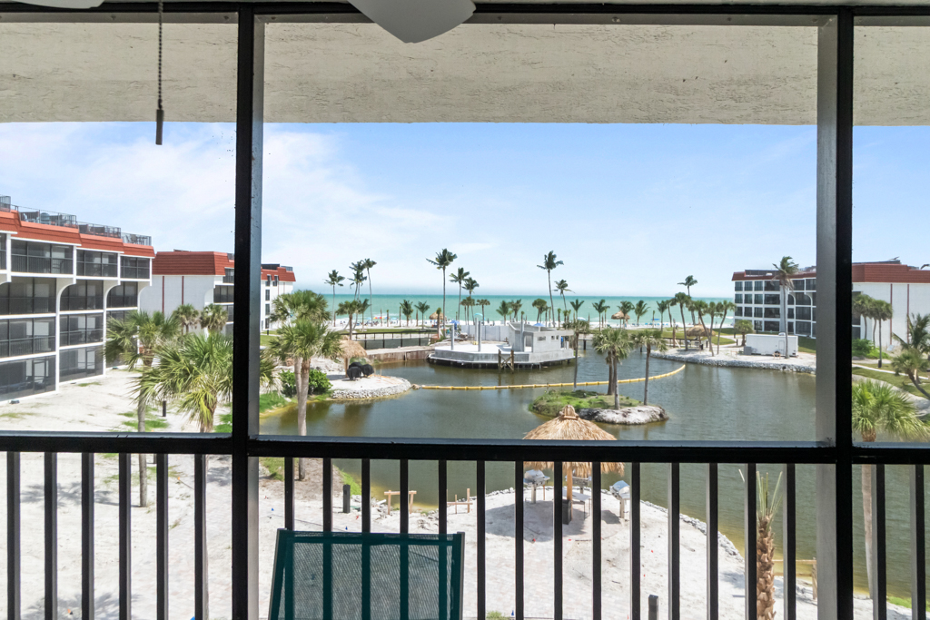 Pointe Santo C32 | Photo 41