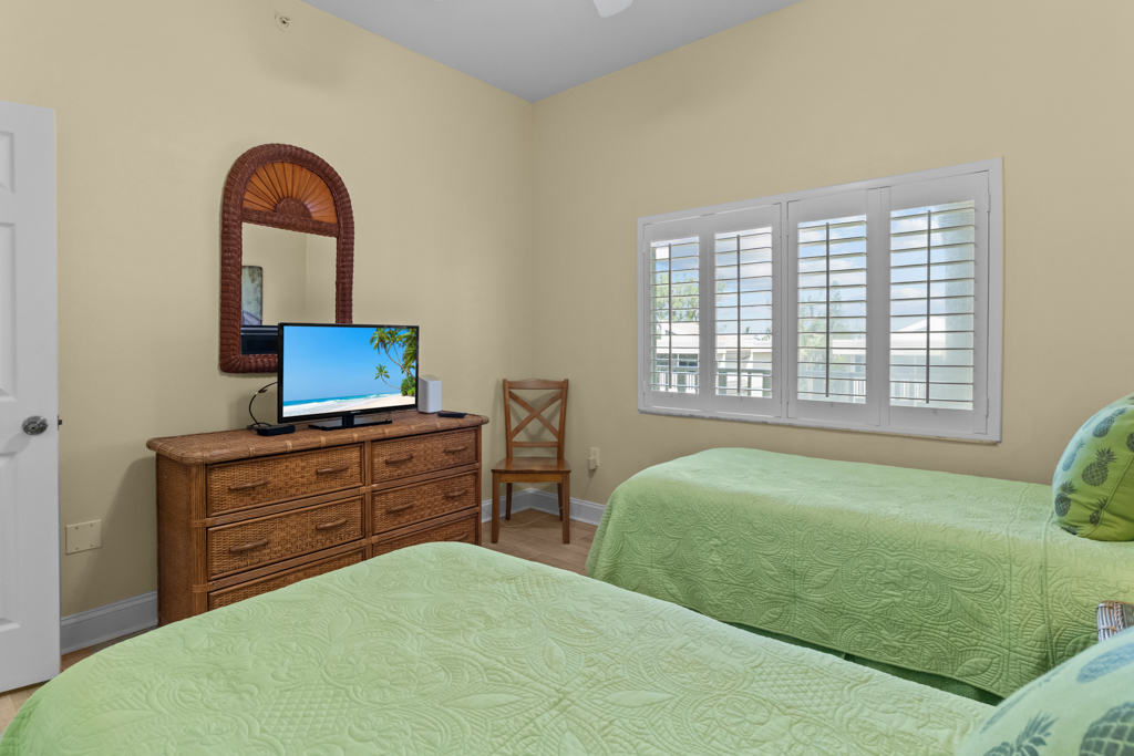 Shell Island Beach Club 6D 34