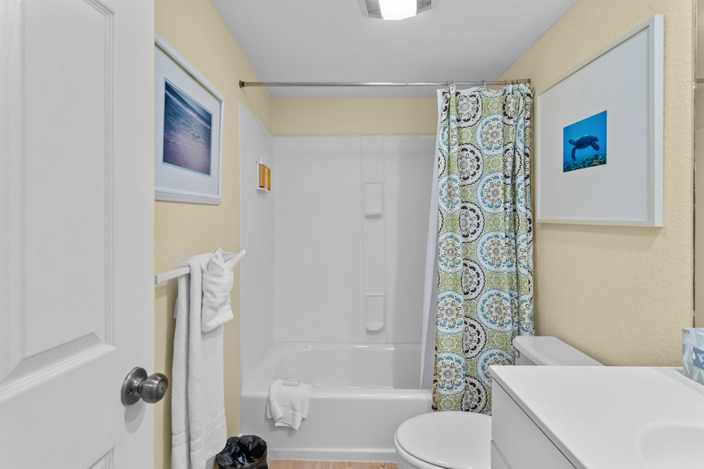 Shell Island Beach Club 6D 33