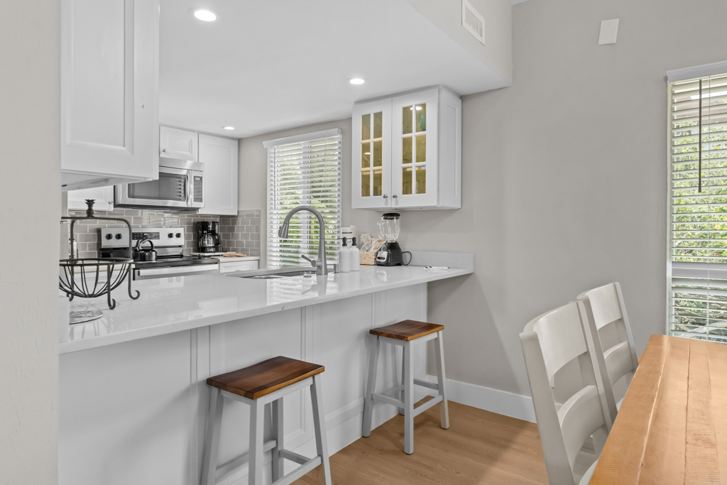 Seagrape Village 4 | Photo 6