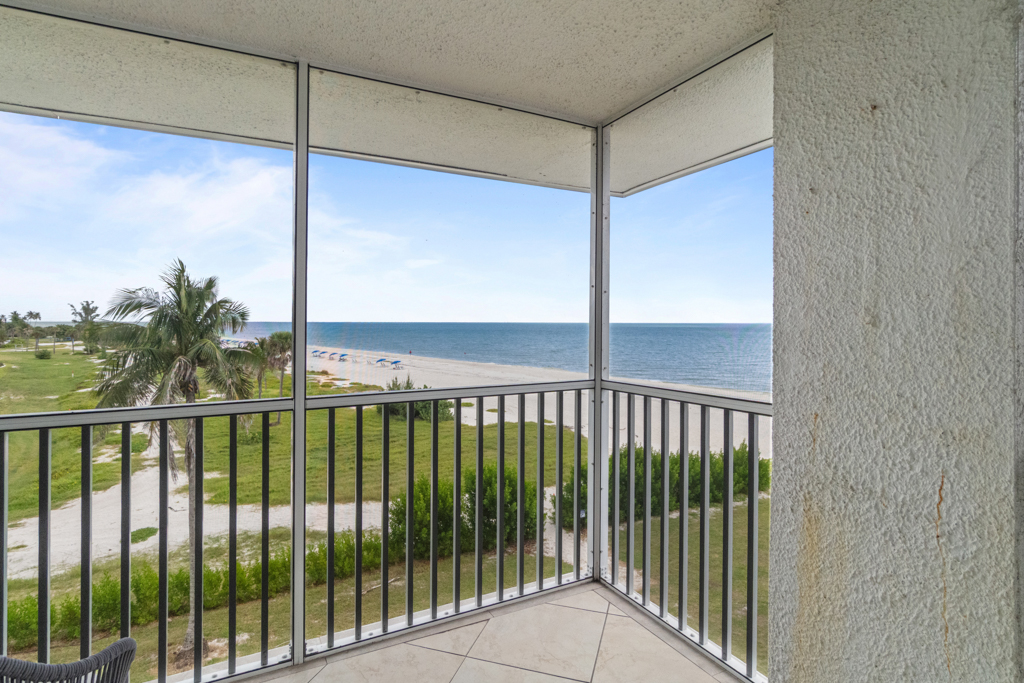 Island Beach Club P4E 40