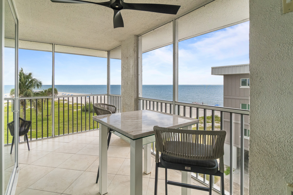 Island Beach Club P4E 38