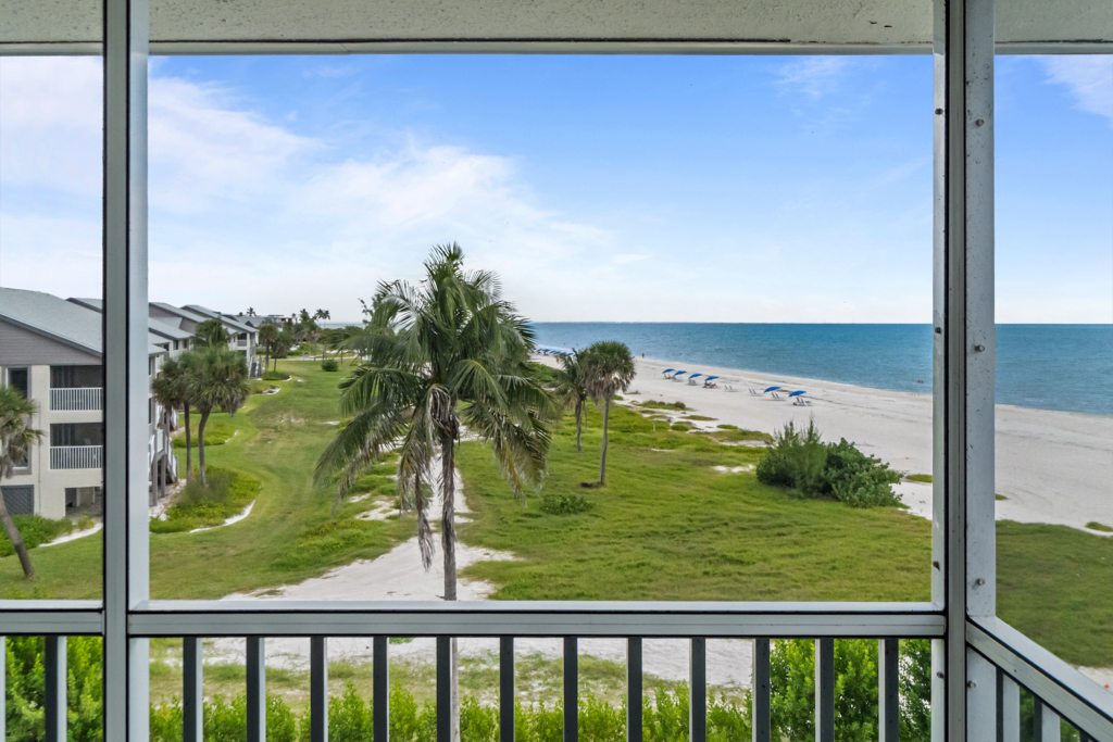 Island Beach Club P4E 42