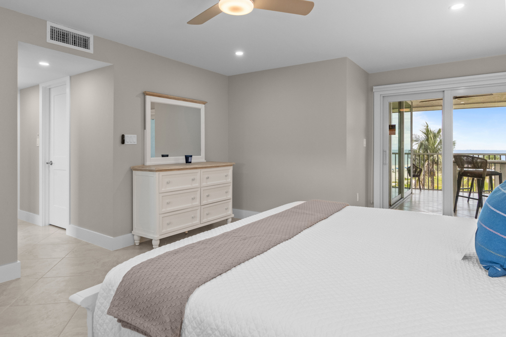 Island Beach Club P4E 25