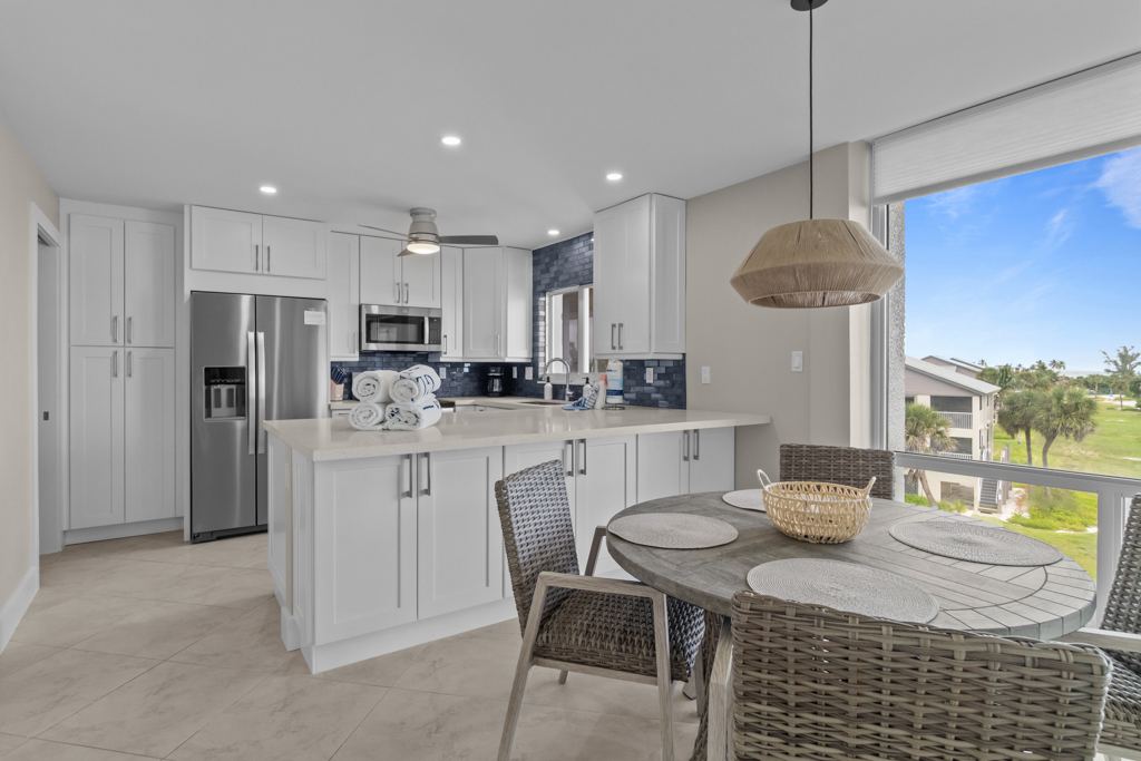 Island Beach Club P4E 10