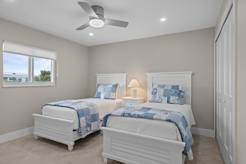 Island Beach Club P4E 31