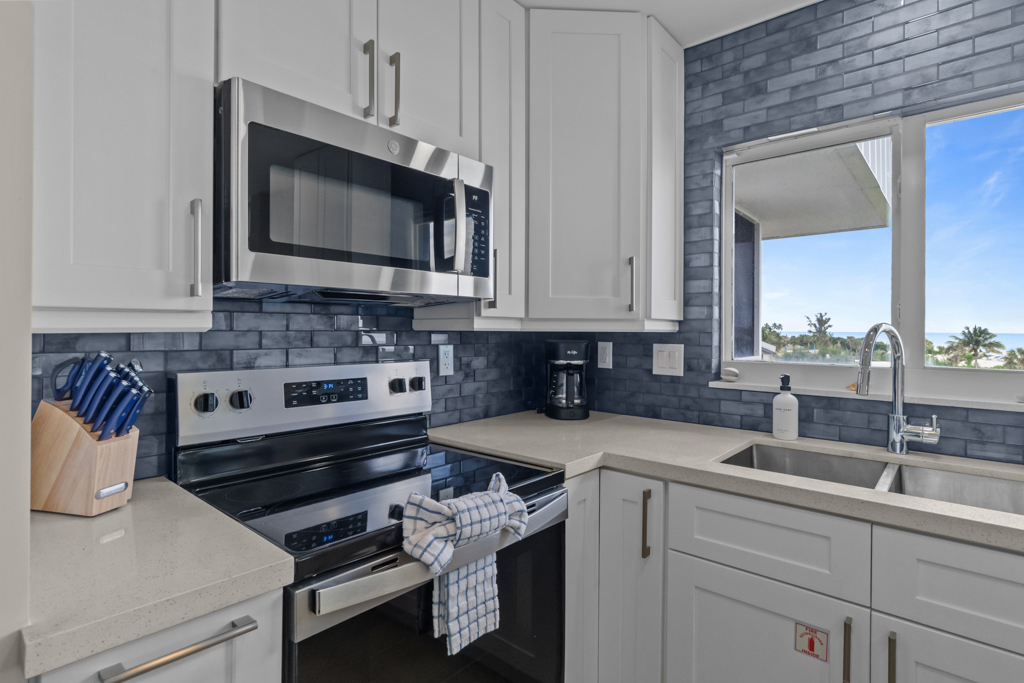 Island Beach Club P4E 5