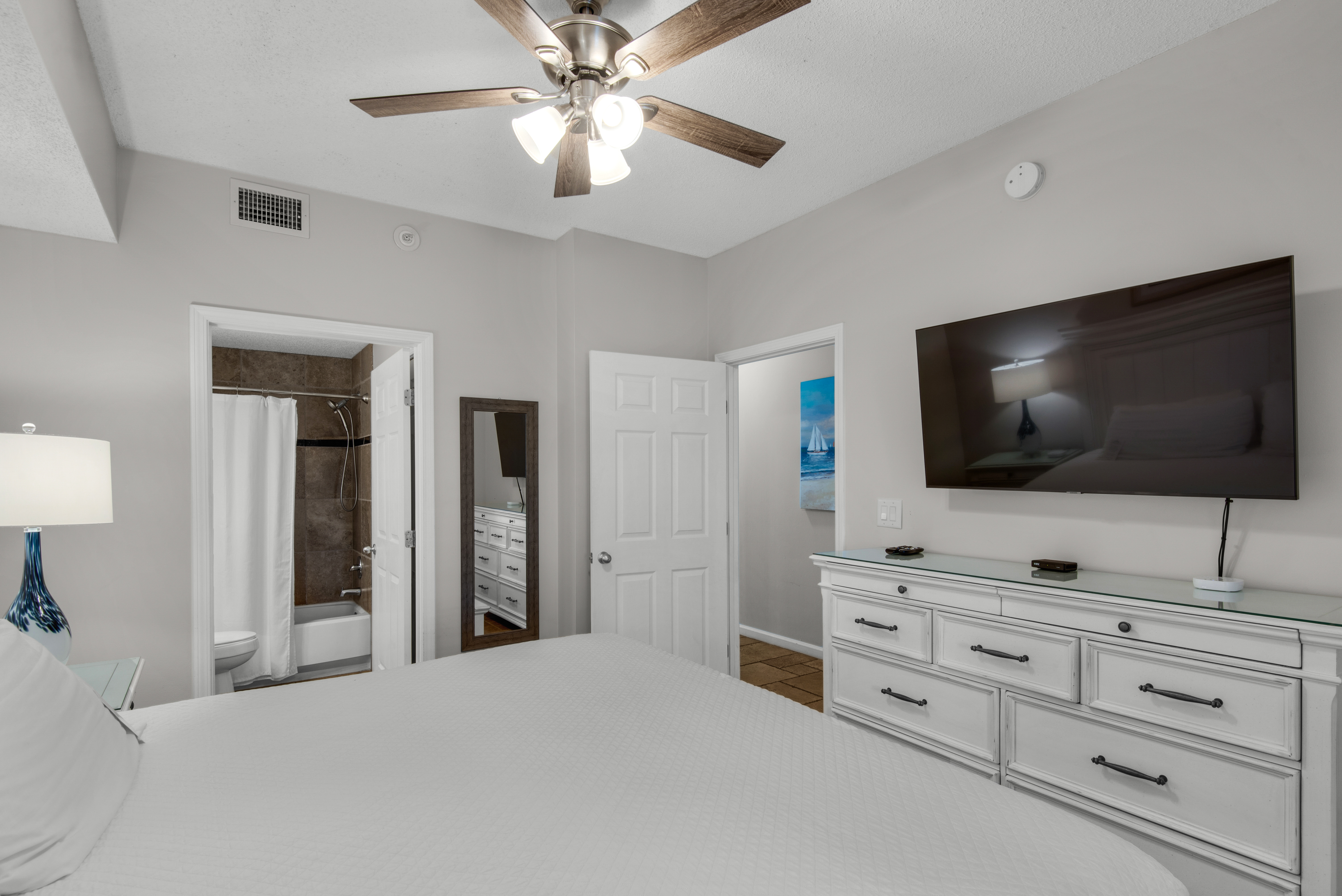 Majestic Sun 406B | Photo 11