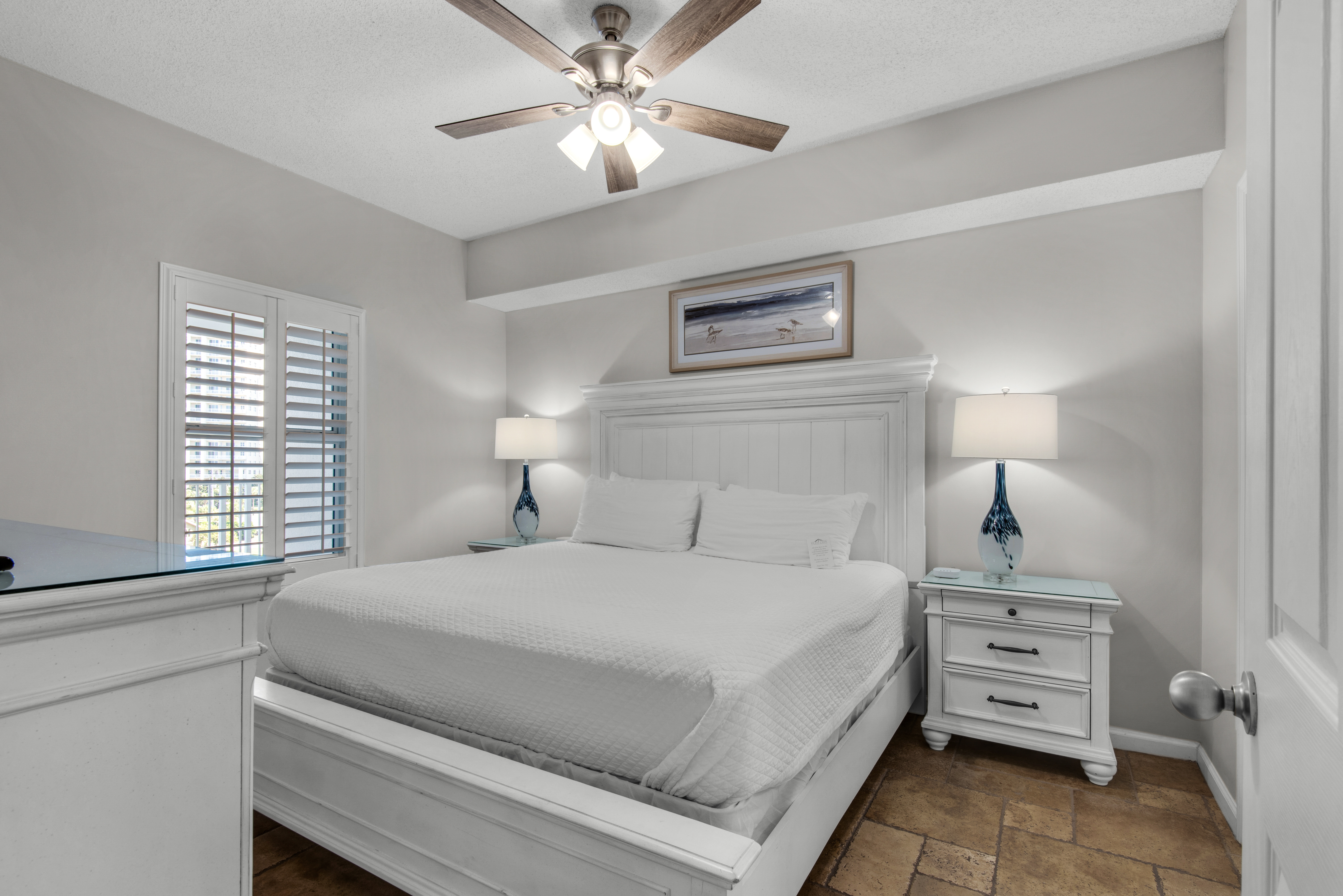 Majestic Sun 406B | Photo 10