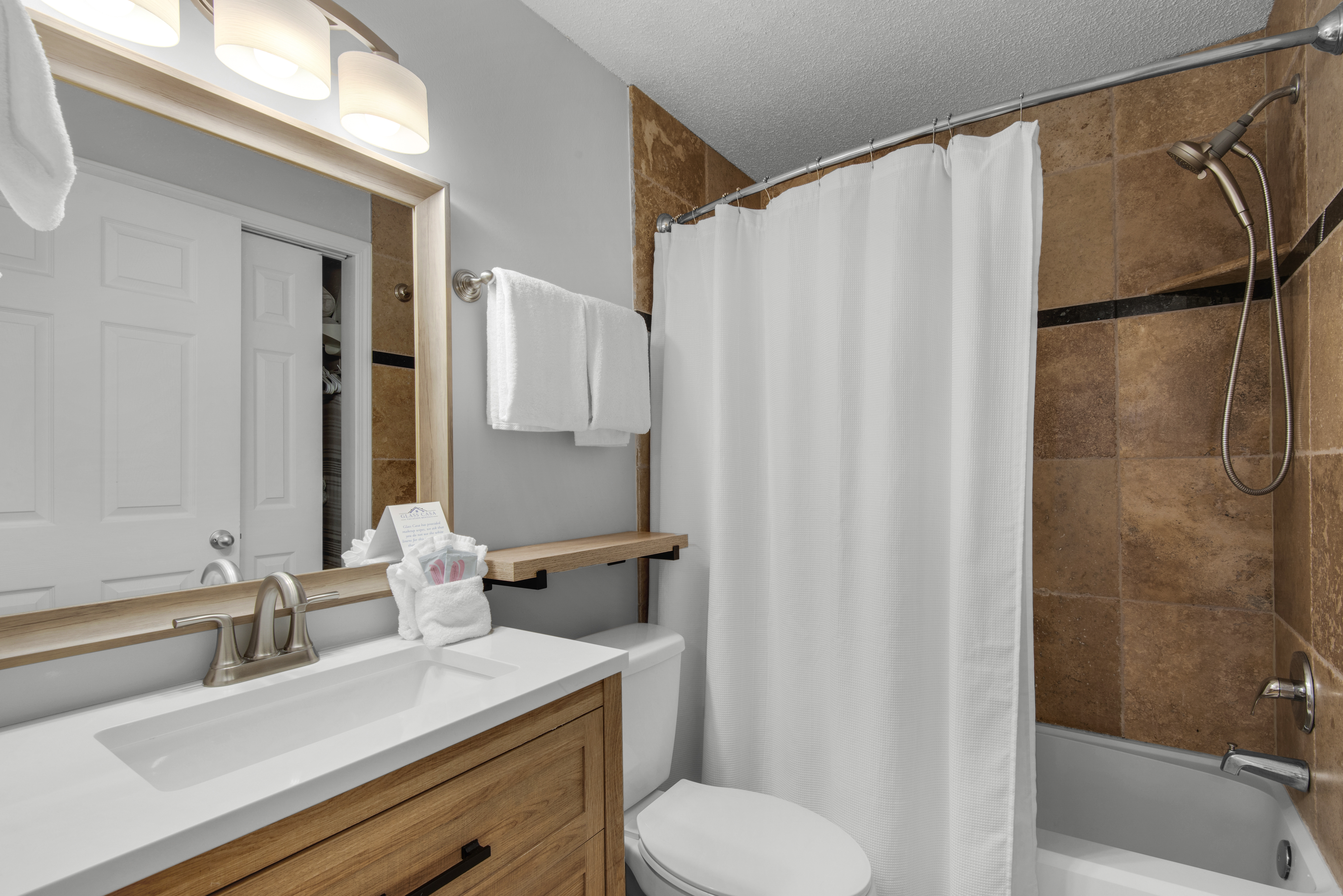 Majestic Sun 406B | Photo 13