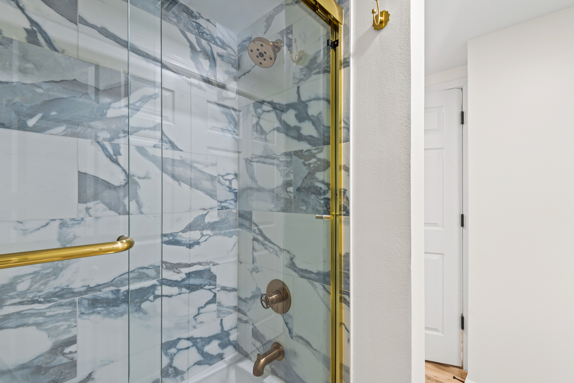 Jade East Towers Unit 340 | Photo 32